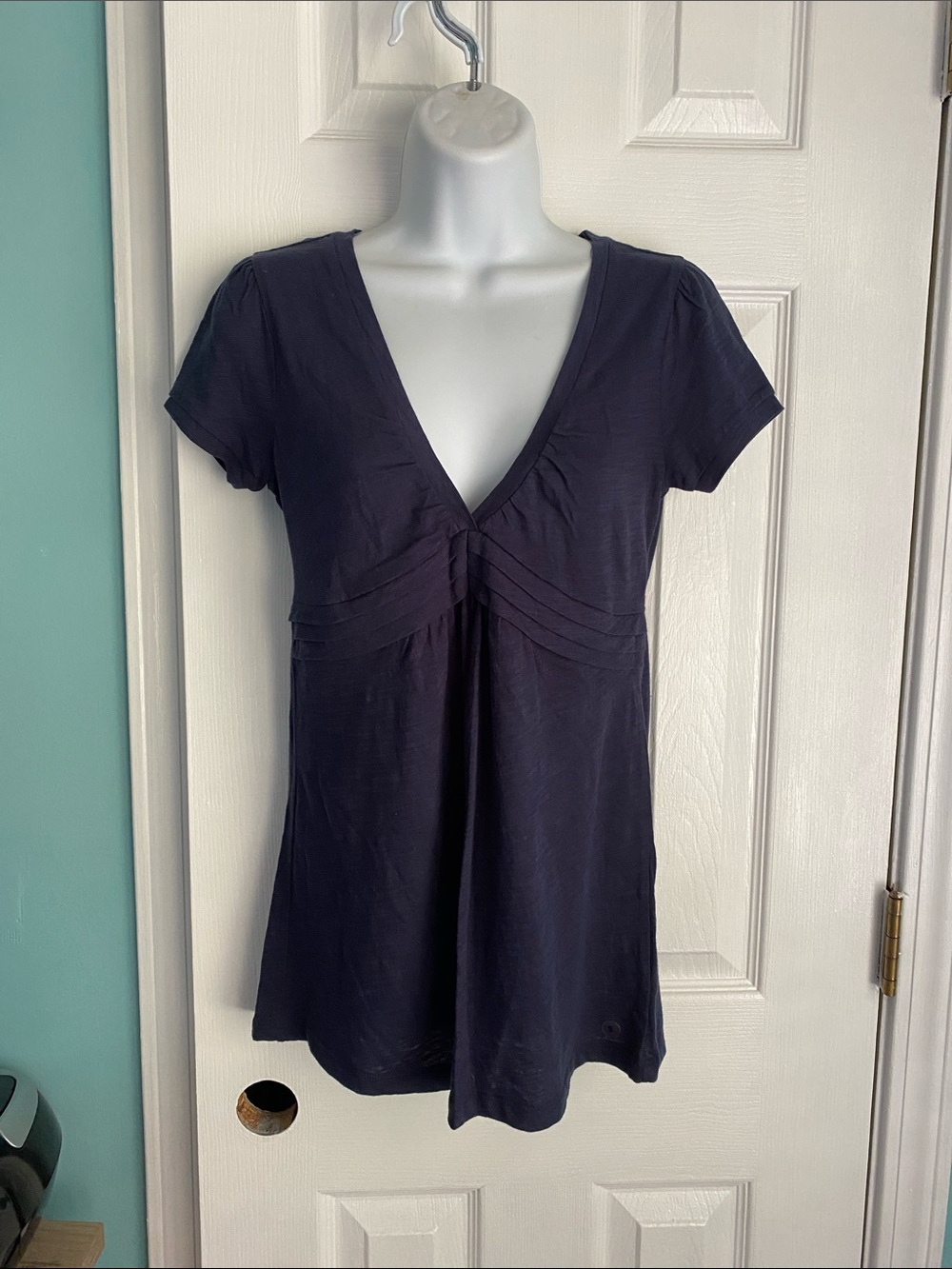 American Eagle Outfitters Navy V-Neck Short Sleeve Tunic
